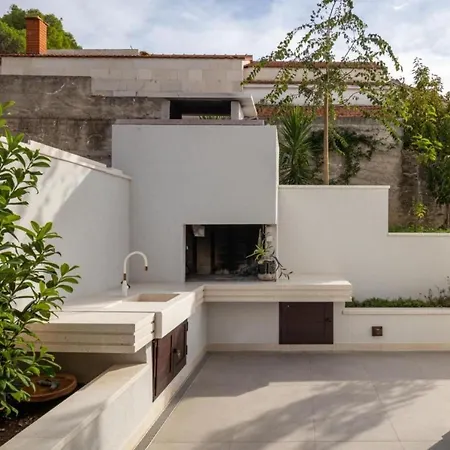 Remi By Interhome