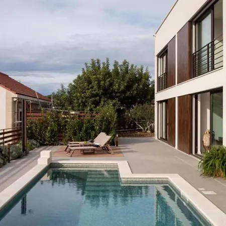 Remi By Interhome *